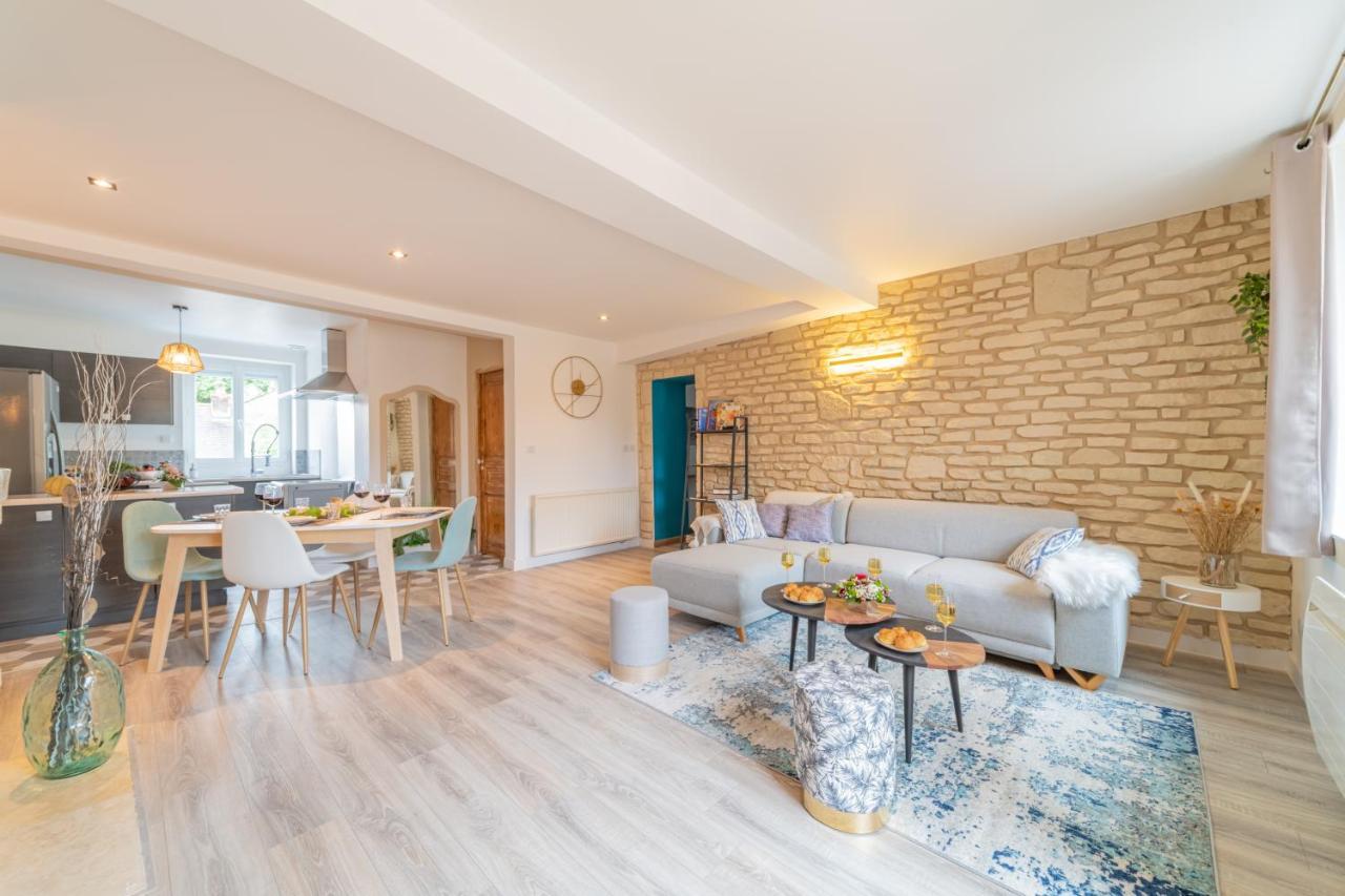 Cote Cour, 3 Chambres, Terrasses, Jardin Prive Avec Terrain De Petanque, Cave Voutee Corgoloin Exterior photo